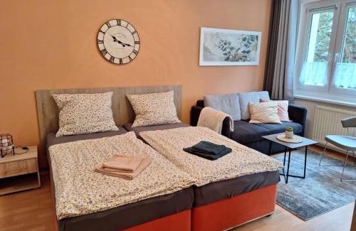 Neukieritzsch Apartment | Cozy Nordstraße 4: Perfect for Couples in Neukieritzsch