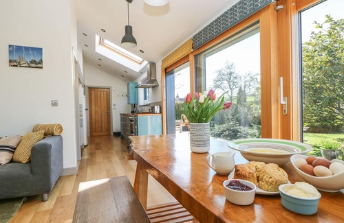 Truro Cottage | Cozy Nordstrom: Open Fire Retreat in Callestick with Breakfast