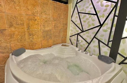 Map Yang Phon Bed & Breakfast | Family-Friendly Noree Supreme with Relaxing Hot Tub