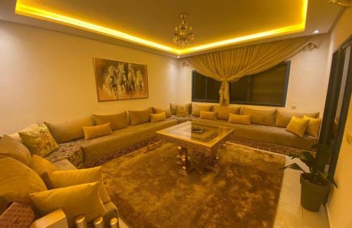 Martil Apartment | Pet-Friendly Nori: Dive Into Relaxation With a Pool!