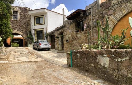 Guanajuato Apartment | Delightful Noria House with Breakfast in Exhacienda La Escalera