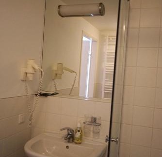Grub Hotel | Norling Guest House