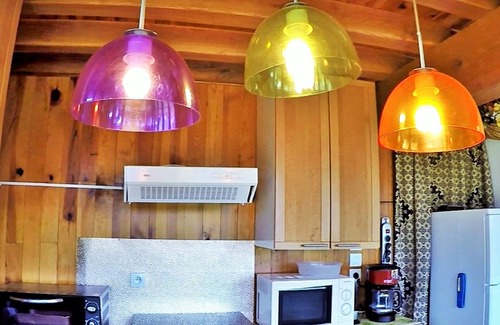 La Noe-Poulain House | Inviting Norman House with Heated Indoor Pool & Breakfast