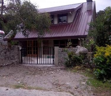 Sagada House | Norman's House: Family-Friendly Retreat for Pet Lovers