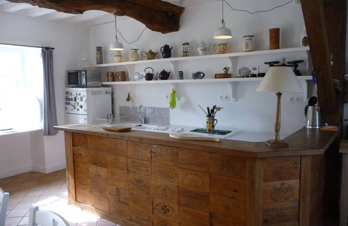 Colleville-sur-Mer House | Historic Normandy Cottage Near Omaha Beach - Top-Rated Stay
