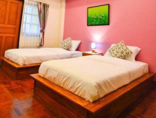 Wua Lai Bed & Breakfast | Budget-Friendly Norn-Nanta House with Breakfast Included