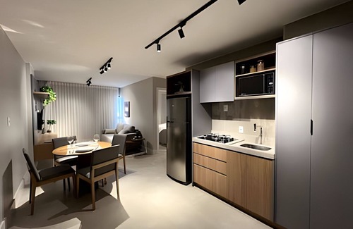 Setor Noroeste Apartment | Modern Noroeste Hotel: Central Location with Spa and Kitchen