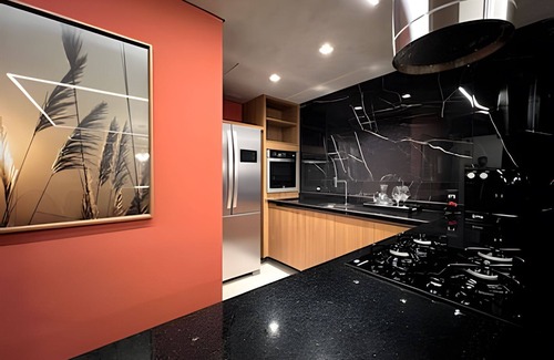Setor Noroeste Apartment | Modern Noroeste Hotel: Central Location with Spa and Kitchen