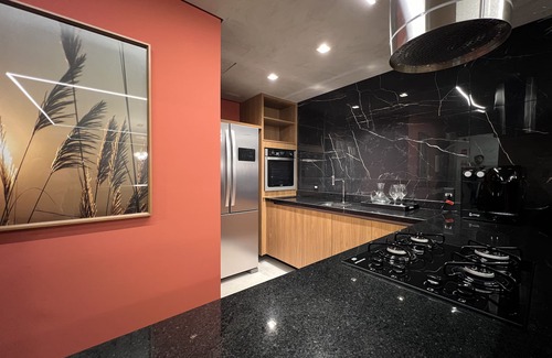 Setor Noroeste Apartment | Noroeste: Elegant Retreat with Spa and Family Amenities