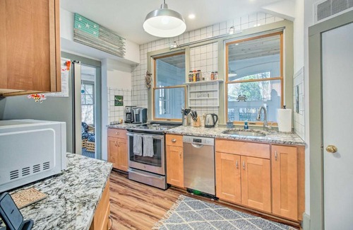 North Beach House | North Beach Cottage - Steps from the Chesapeake Bay