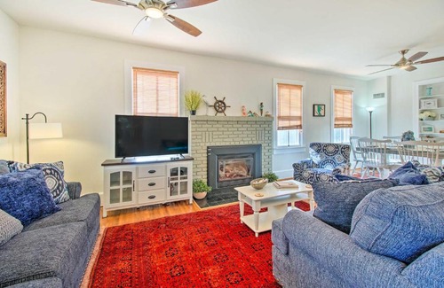 North Beach House | North Beach Cottage - Steps from the Chesapeake Bay