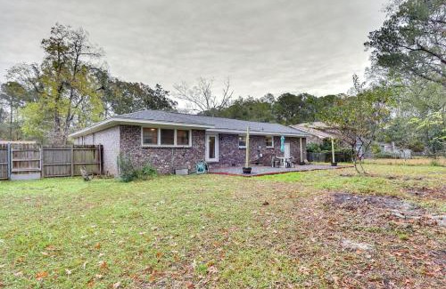 North Charleston House | Convenient North Charleston Escape with Hot Tub Amenities