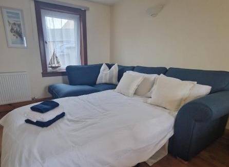 Thurso Apartment | Beach House Retreat at North Coast Property - Pet Friendly