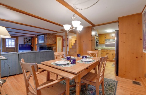 Cranmore Birches Cottage | Cozy North Conway Home - Walk to Cranmore Slopes!