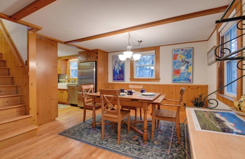 Cranmore Birches Cottage | Cozy North Conway Home - Walk to Cranmore Slopes!