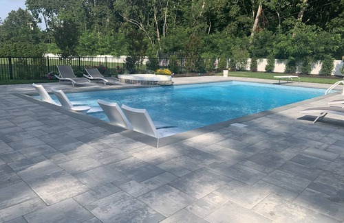 Cutchogue House | Modern Retreat: Heated Pool & Steps to the Beach