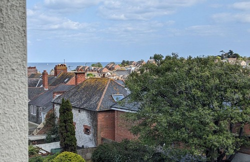 Weymouth Cottage | NORTH HARBOUR HOUSE: Pet Friendly Oasis with Hot Tub