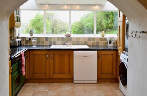 Dulverton House | Pet-Friendly Haven at North Huckham - Rated 9/10 by Guests
