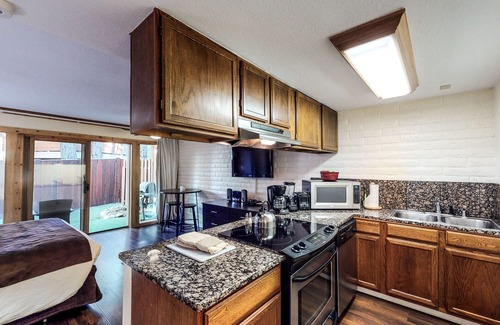 Incline Village Apartment | Guest Rated 10/10: North Lake Lodges Boutique Resort