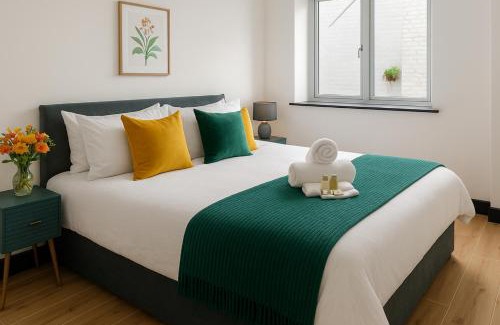 North Finchley Apartment | North London 1-Bed Apt Sleeps 3 10 Min to Tube