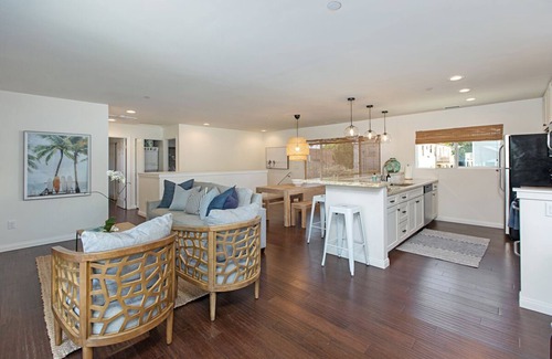 North Pacific Beach House | Top-Rated North Pacific Beach Retreat with Oceanfront Bliss