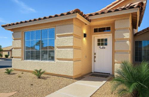Paradise Valley Village House | Explore North Phoenix with Pool and Oceanfront Views