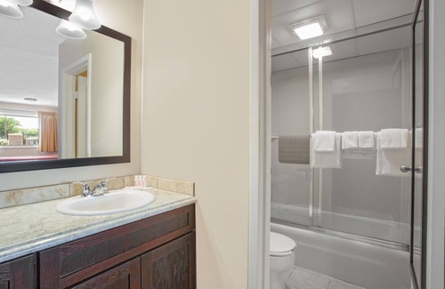 North Platte Hotel | Eco-Friendly North Platte Inn & Suites with Family Amenities