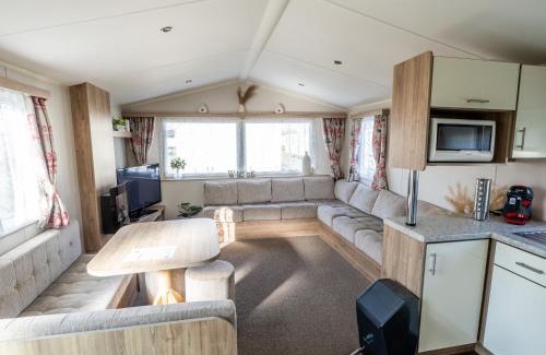 Skegness Resort | North Shore Skegness, 3 Bedroom 2 Bathroom Sleeps 8
