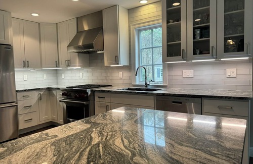 North Truro House | North Truro Retreat: Pet-Friendly Stay with Heated Pool
