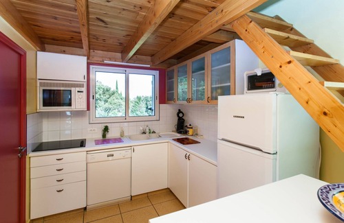 Mollans-sur-Ouveze Villa | North Ventoux Bastide: Top-Rated with Pool & Ocean Views