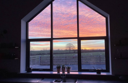Darlington House | Idyllic North Yorkshire Barn with Kitchen & Scenic Views