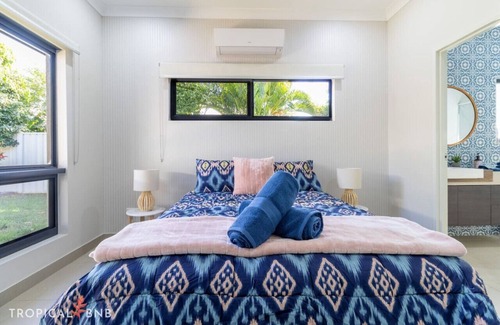 Berrimah House | Northcrest Home: Family-Friendly with Kitchen & Breakfast