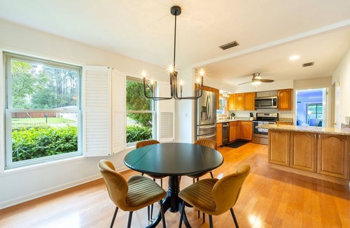 Jacksonville House | Pet-Friendly 3-Bedroom Home with Pool in Jacksonville, FL