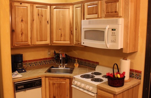 Cheyenne Estates House | Relax in Northeast Tucson: 2-Bedroom Oasis with Pool