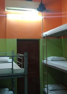 Kolkata Cabin | Budget-Friendly Northeastern Dormitory with Breakfast Included