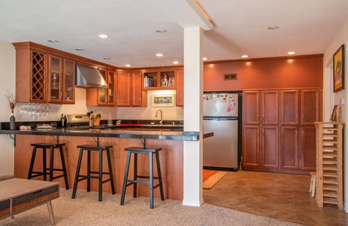 White Salmon House | Exceptional Northern Daylights Near Downtown White Salmon
