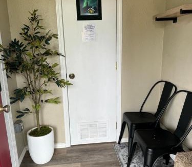 Fairbanks Apartment | Family-Friendly Northern Knights: 4-Star Stay with High Ratings