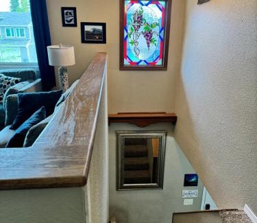 Fairbanks Apartment | Family-Friendly Northern Knights: 4-Star Stay with High Ratings