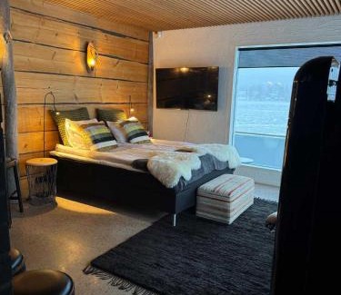 Rovaniemi Villa | Northern Lights River Nest