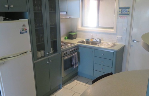 South West Rocks Apartment | Northpoint Unit 4: Steps to Beach with Pool & Ocean View