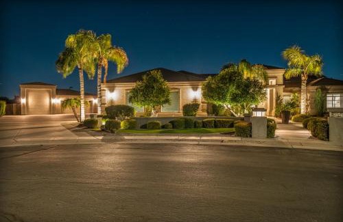 Mesa House | Relaxing Northridge Mesa Home with Pool and Hot Tub