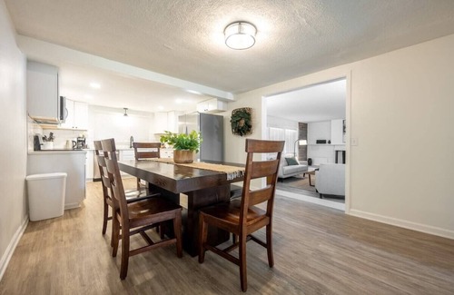 Noblesville House | Ideal Noblesville Home for Families with Great Amenities