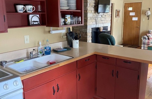 Presque Isle House | Tranquil Northwoods Hideaway on Crystal Clear Carlin Lake