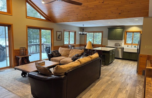 Lac du Flambeau House | Lakefront Getaway: Enjoy Lake Toys & Snowmobile Trails