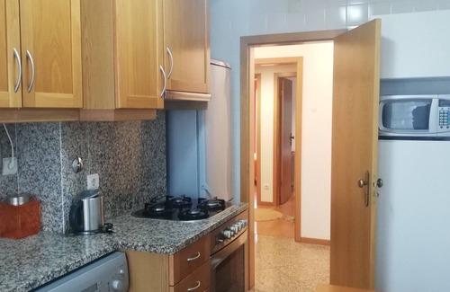 Sao Martinho do Porto Apartment | Beachside Nossa Home Apartment T3 with Pool & Spa