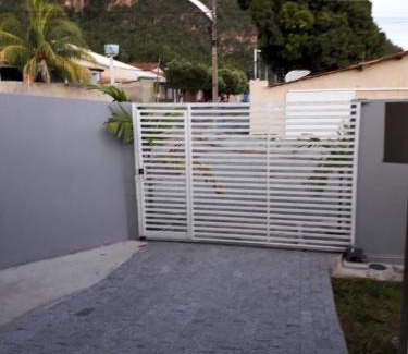 Barra do Garcas House | Family-Friendly Retreat: Nosso Lar Casa Inteira, 9.8 Rated