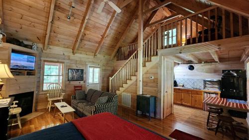 Galax House | Nostalgic Riverside Cabin Haven Near New River, Virginia