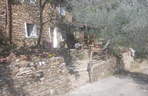 Apricale House | Discover Nostro Rifugio: Oceanfront Retreat for Families