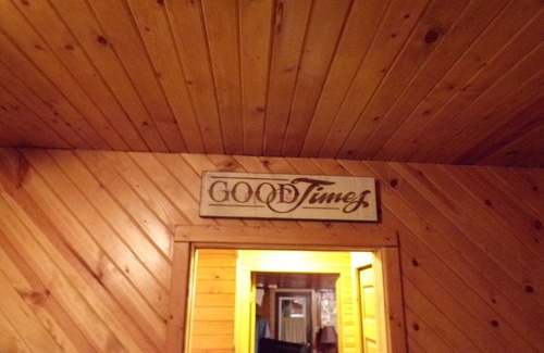 Munising Cabin | Discover 2 Cabins in Hiawatha Forest for Separate Rentals