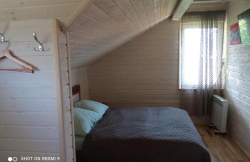 Mykulychyn Cabin | Inviting Nota Bene Mykulychyn: Rated 9.4 with Family Amenities